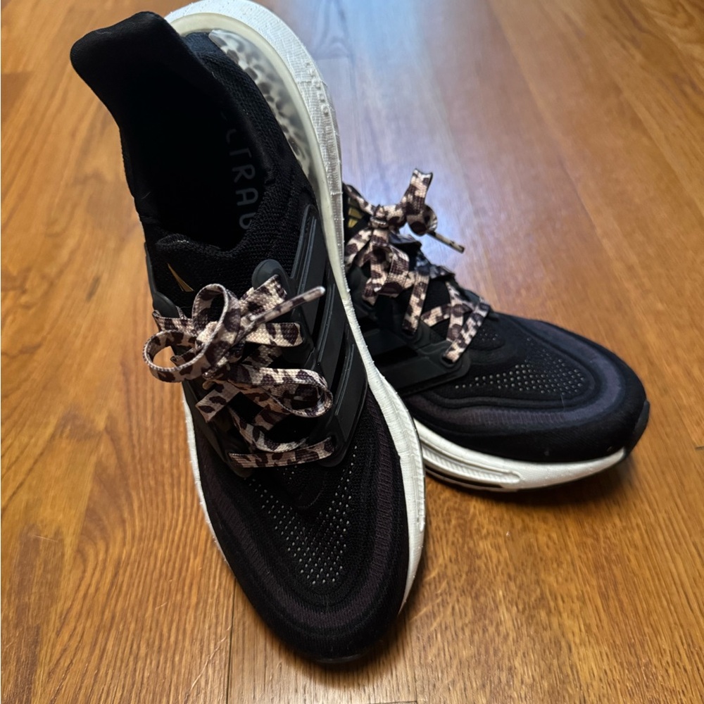 ASICS Lightboost Leopard - Picture 8 of 9